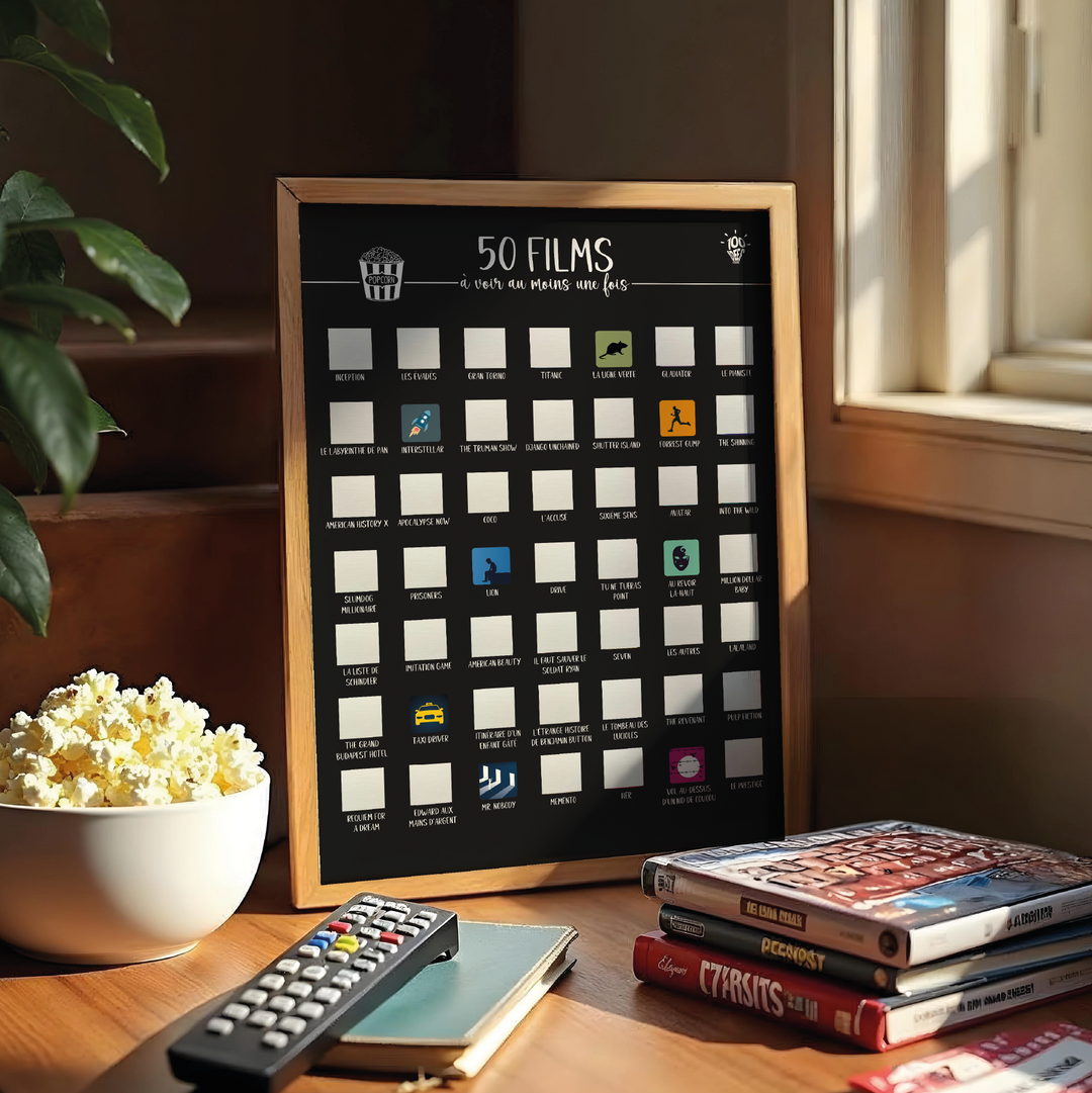Poster interactif à gratter présentant 50 films à voir, un cadeau original pour cinéphiles.

